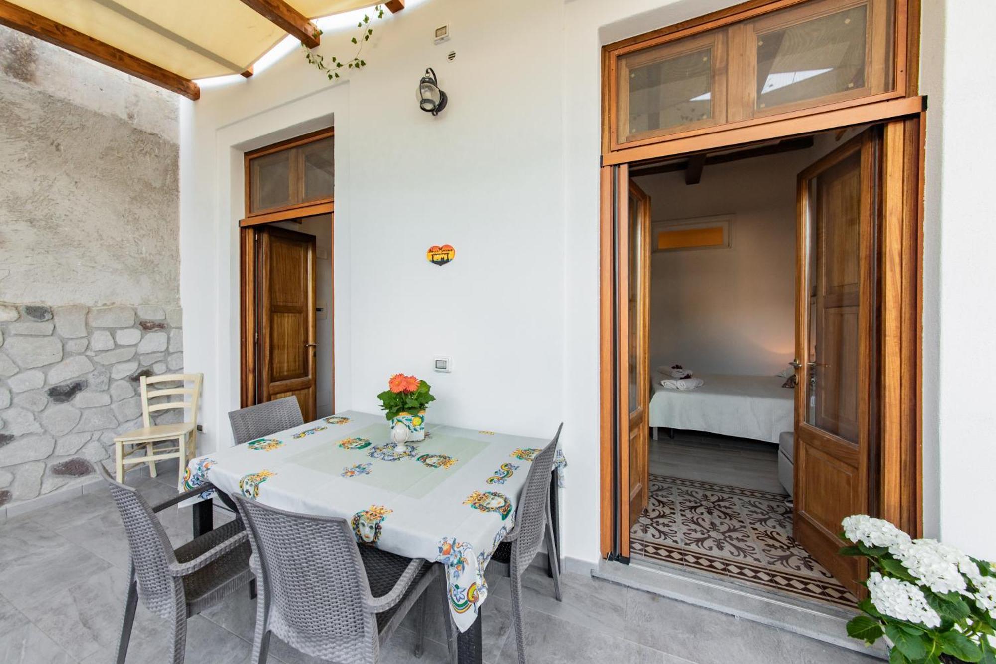 Ad Sidera Apartment Canneto  Exterior photo