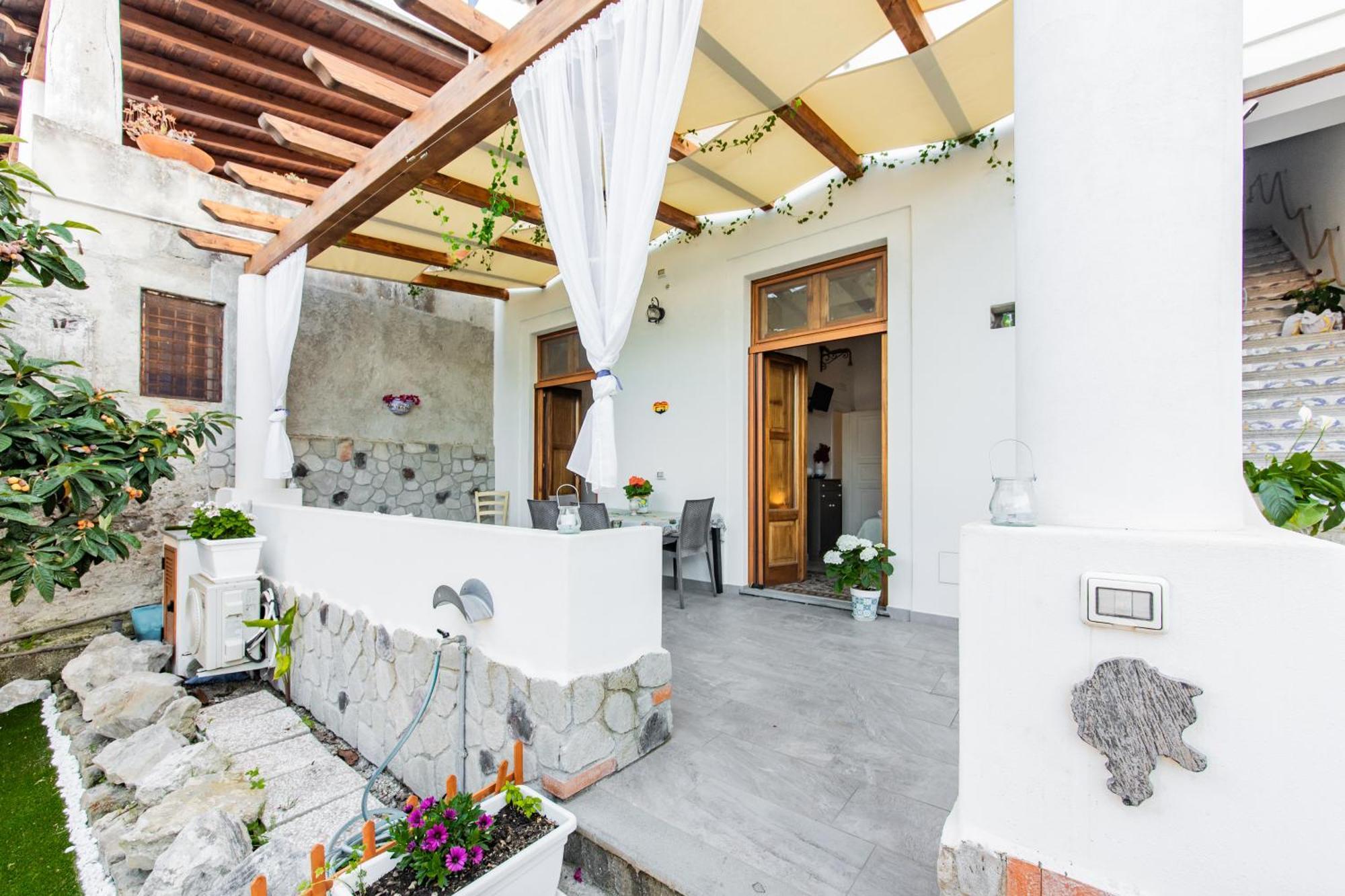 Ad Sidera Apartment Canneto  Exterior photo