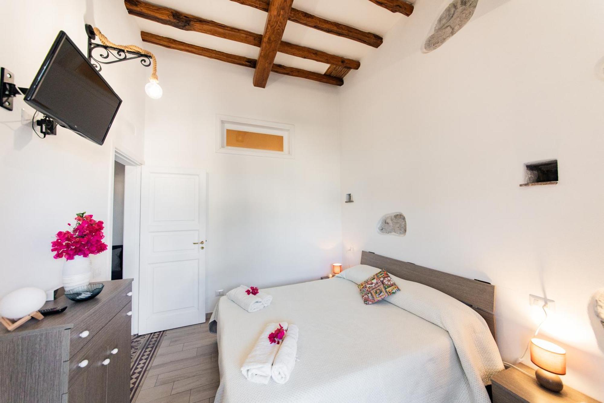 Ad Sidera Apartment Canneto  Exterior photo